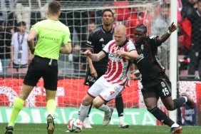 Besiktas-Samsunda-sahaya-yenildi-liderle-fark-16-puana-yukseldi-featured