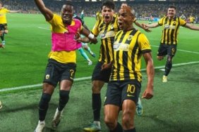 Şampiyonluk 90+3’te geldi! Joao Mario AEK’i zirveye taşıdı