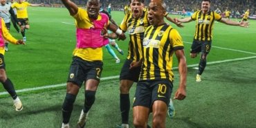 Şampiyonluk 90+3’te geldi! Joao Mario AEK’i zirveye taşıdı