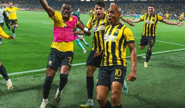 Şampiyonluk 90+3’te geldi! Joao Mario AEK’i zirveye taşıdı