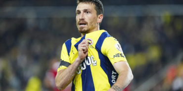 fenerbahceden-mert-hakan-yandas-aciklamasi-a6dq