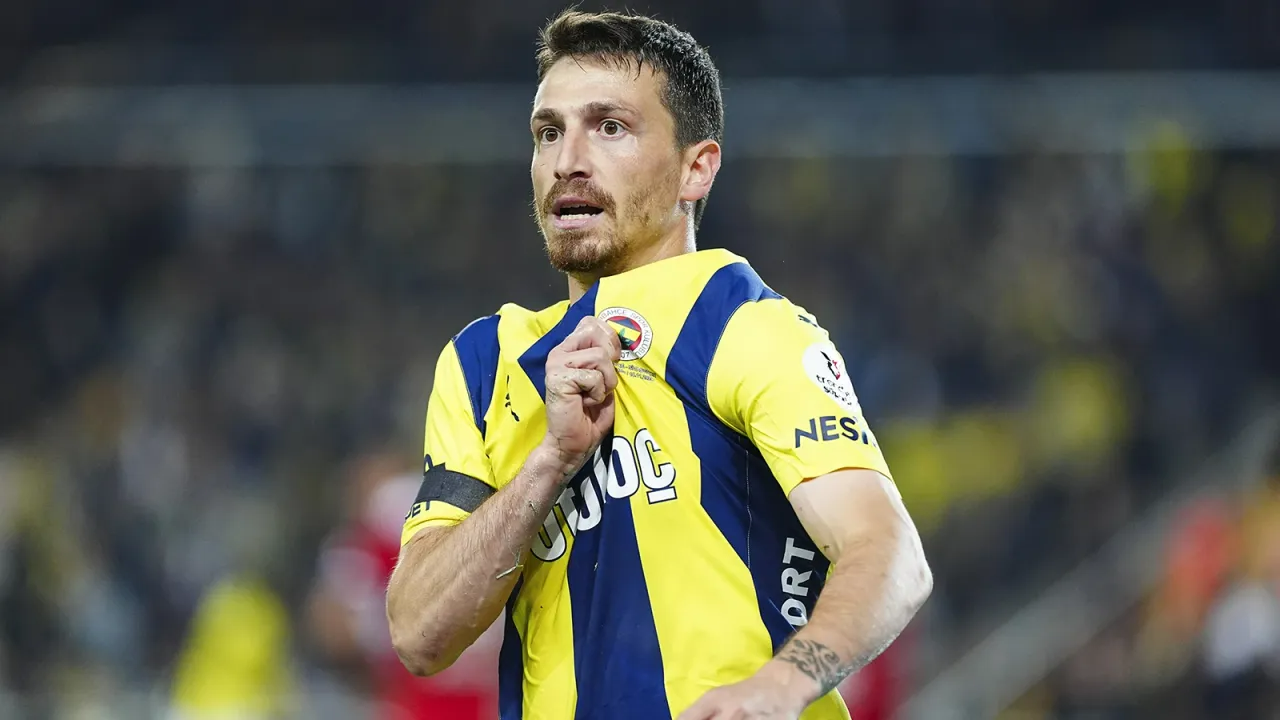 fenerbahceden-mert-hakan-yandas-aciklamasi-a6dq